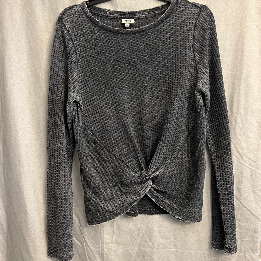 Juniors gray True Craft sweater